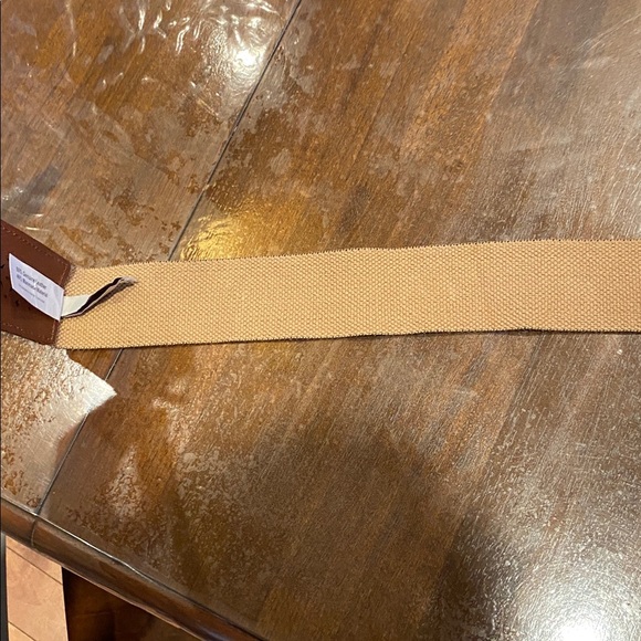 Fossil Wide Band Cut Out Pattern Elastic Stretch Leather Women’s Belt Large NWT - Picture 8 of 8